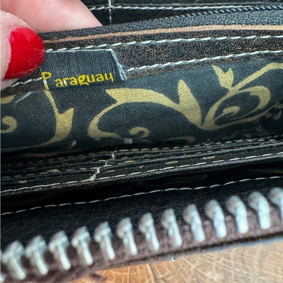 Handmade Leather Wallet Full Zip - Picture 14 of 14